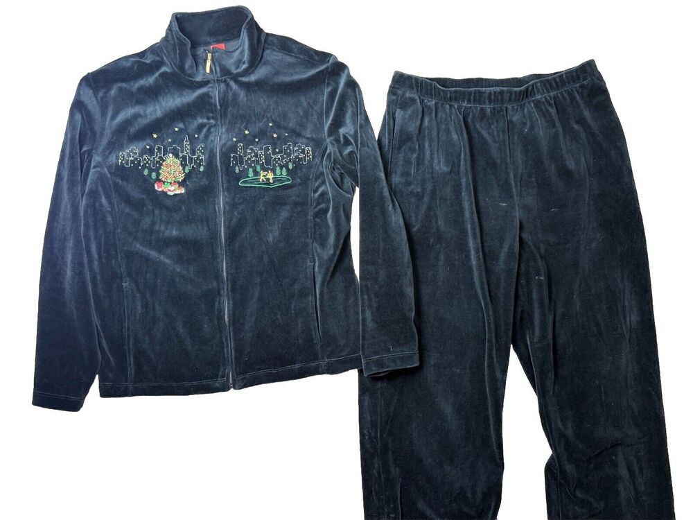 Merry & Bright Black Velour Christmas City Embroidered 2 Piece Lounge Set Large